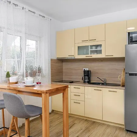 Apartment Im Erdgeschoss Vodice