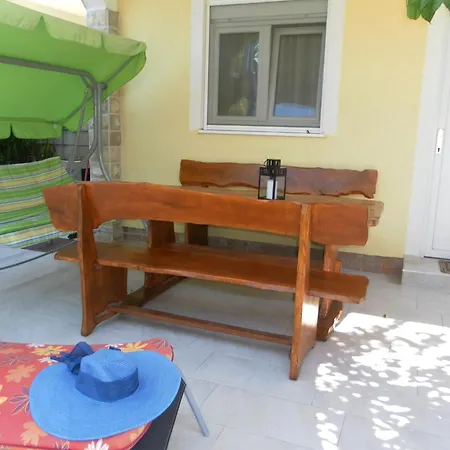 Im Erdgeschoss Vodice