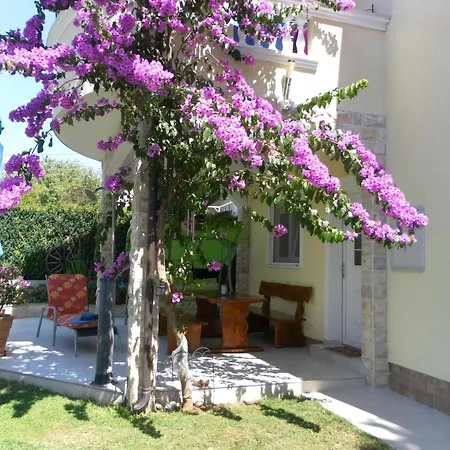 Apartment Im Erdgeschoss Vodice